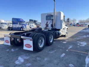 2025 NEW PETERBILT 579 2134952-8