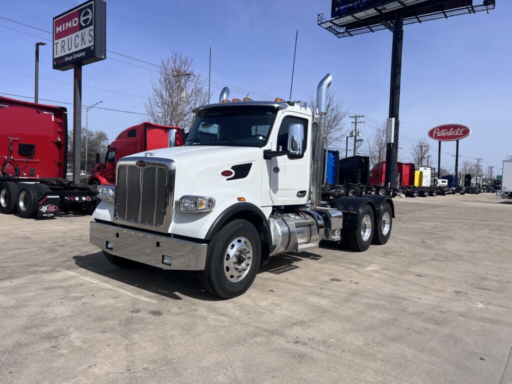 2024 PETERBILT 567