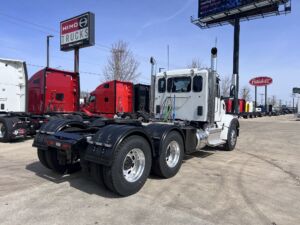 2024 Heavy Duty Truck PETERBILT 567 2135428-8