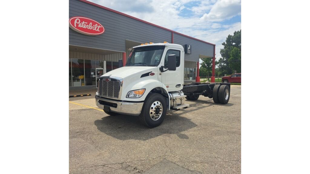 2025 PETERBILT 536