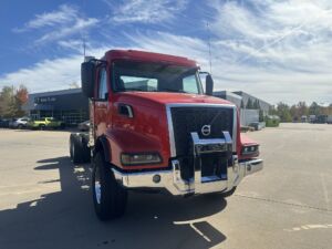 2025 NEW VOLVO VHD64B 2136850-2