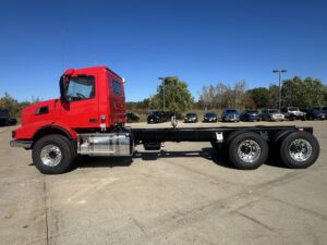 2025 NEW VOLVO VHD64B 2136850-10