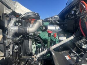 2025 NEW VOLVO VHD64B 2136851-16