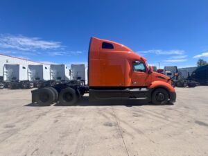 2025 Heavy Duty Truck PETERBILT 579 2137043-12