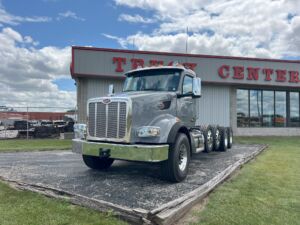 2025 PETERBILT 567