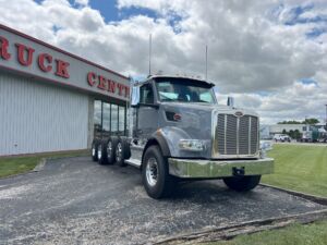 2025 NEW PETERBILT 567 2137373-2