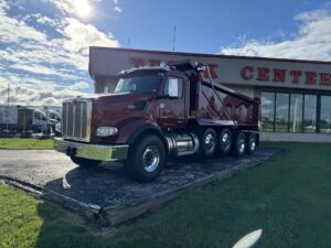 2025 PETERBILT 567