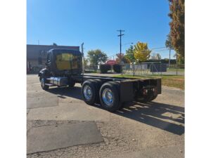 2025 NEW PETERBILT 548 2137518-4