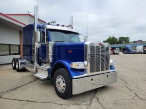 2025 NEW PETERBILT 589 2137568-4