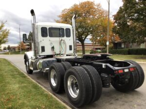 2025 NEW PETERBILT 567 2137570-4