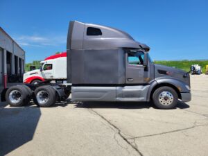 2020 USED PETERBILT 579 8679178-10