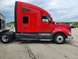 2018 USED KENWORTH T680 8679195-6