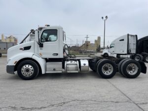 2018 Heavy Duty Truck PETERBILT 579 8679227-2