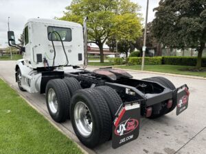 2017 Heavy Duty Truck PETERBILT 579 8679228-4