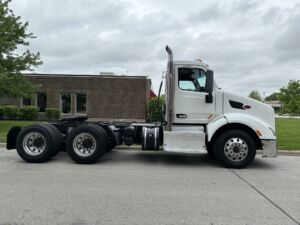 2017 Heavy Duty Truck PETERBILT 579 8679228-10
