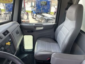 2019 Medium Duty Truck PETERBILT 337 8679236-22