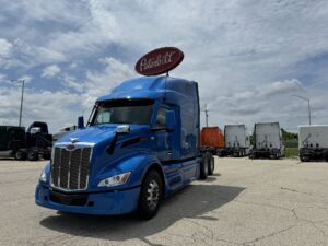 2023  PETERBILT 579 8679255-2