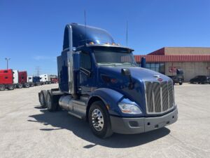 2019 USED PETERBILT 579 8679283-6