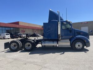 2019 USED PETERBILT 579 8679283-8