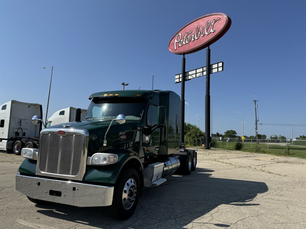 2021 PETERBILT 567