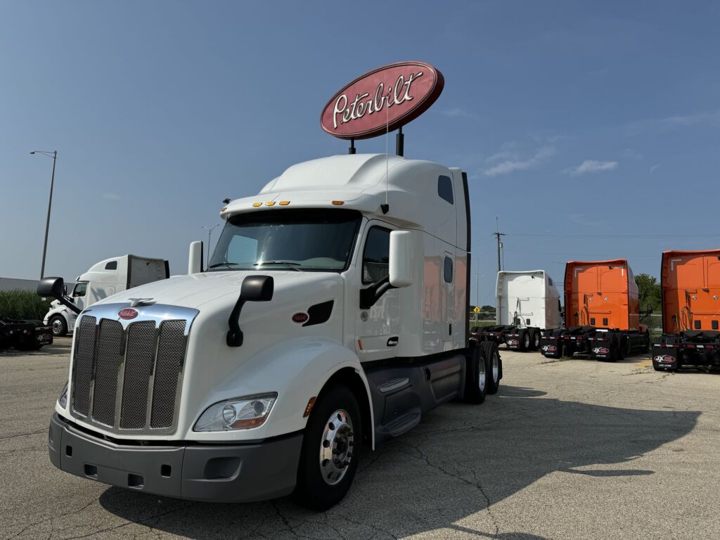 2021 PETERBILT 579