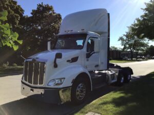2019 Heavy Duty Truck PETERBILT 579 8679395-0