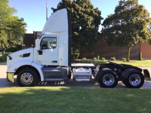2019 Heavy Duty Truck PETERBILT 579 8679395-2