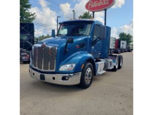 2018 USED PETERBILT 579 8679400-0