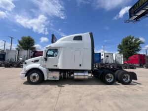 2020 USED PETERBILT 579 8679401-4