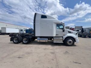 2020 USED PETERBILT 579 8679401-16