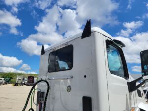 2019 USED PETERBILT 579 8679438-8