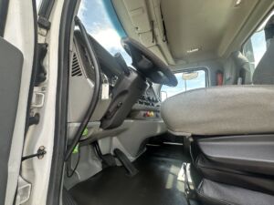 2019 USED KENWORTH T470 8679456-14