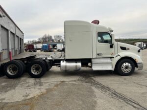 2019 USED PETERBILT 579 8679459-10