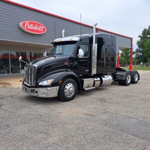 2023 USED PETERBILT 579 8679483-2