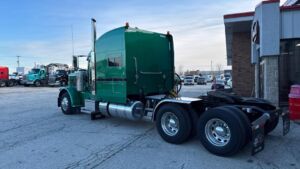 2022 USED PETERBILT 389 8679509-8