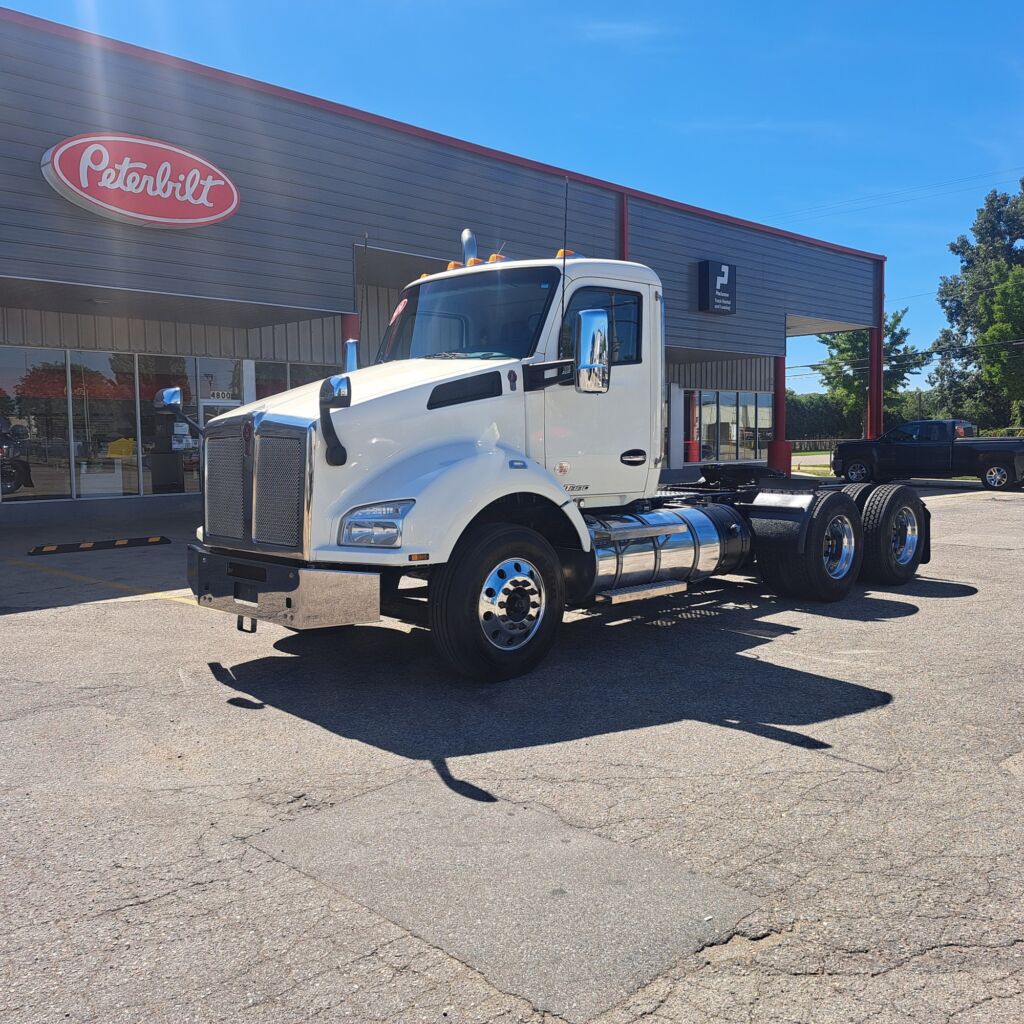 2020 KENWORTH T880