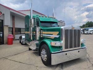 2022 USED PETERBILT 389 8679534-4