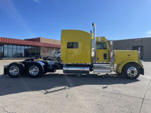 2022 USED PETERBILT 389 8679550-8