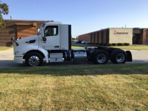 2019 USED PETERBILT 579 8679556-2