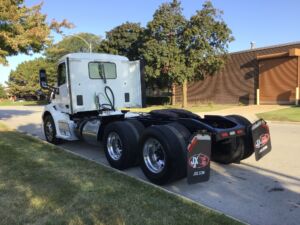 2019 USED PETERBILT 579 8679556-4