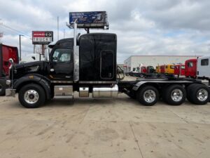 2020 USED PETERBILT 567 8679580-2