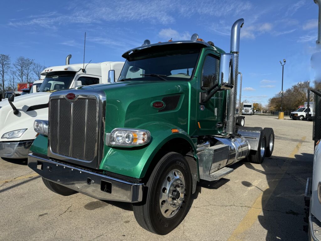 2021 PETERBILT 567