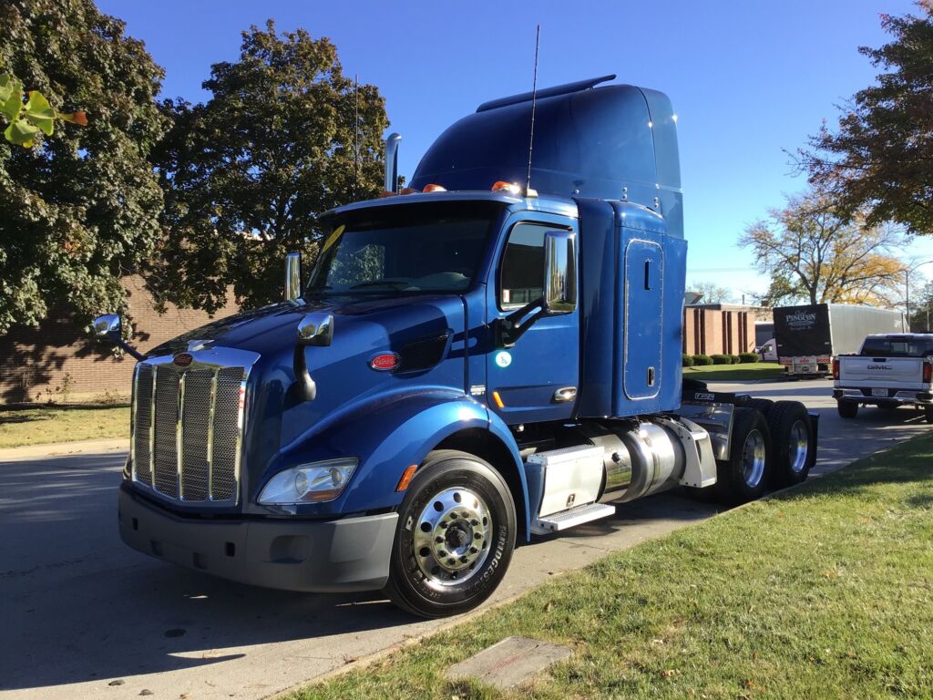 2020 PETERBILT 579