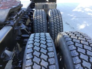 2020 USED PETERBILT 579 8679621-8