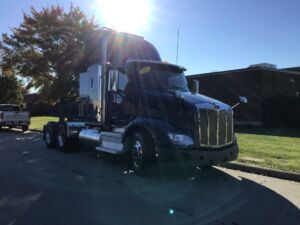 2020 USED PETERBILT 579 8679621-12