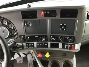 2019 USED KENWORTH T680 8679641-18