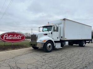 2018 PETERBILT 337