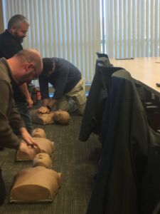 JX employees take an AED class